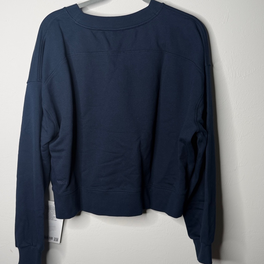 Lululemon Perfectly Oversized Cropped Crew - Picture 2 of 4